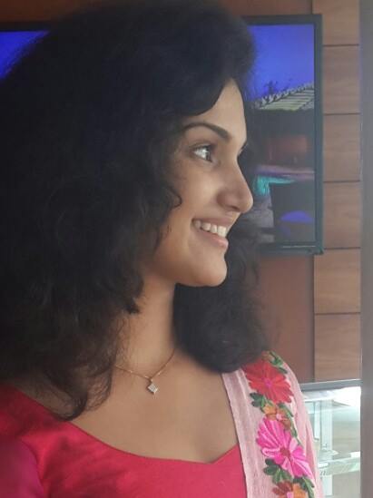 Honey Rose Stills-Malayalam Actress-Onlookers Media