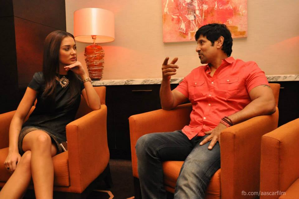 https://onlookersmedia.in/wp-content/uploads/2015/01/I-movie-press-meet-stills-Vikram-Amy-Jackson-Ai-Tamil-movie-stills-Onlookers-Media-10.jpg