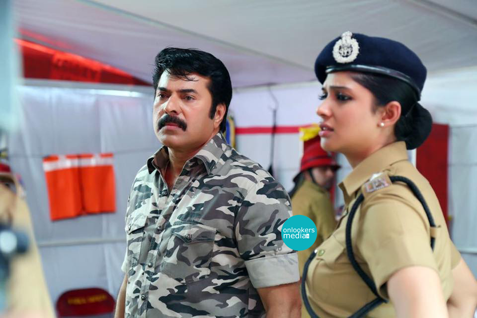 https://onlookersmedia.in/wp-content/uploads/2015/01/Mammootty-in-Fireman-Malayalam-Movie-Stills-Images-Photos-Gallery-Onlookers-Media-15.jpg