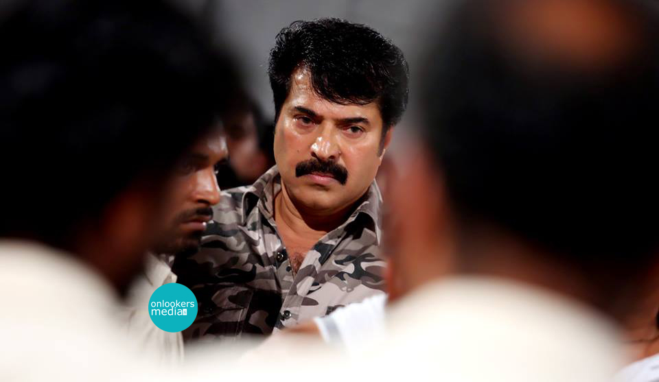 https://onlookersmedia.in/wp-content/uploads/2015/01/Mammootty-in-Fireman-Malayalam-Movie-Stills-Images-Photos-Gallery-Onlookers-Media-19.jpg