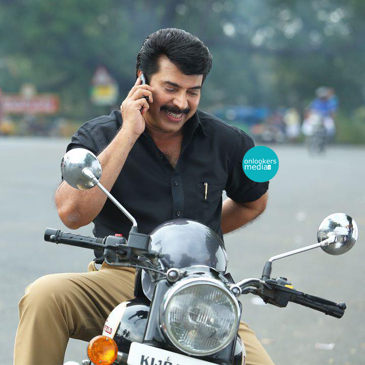 https://onlookersmedia.in/wp-content/uploads/2015/01/Mammootty-in-Fireman-Malayalam-Movie-Stills-Images-Photos-Gallery-Onlookers-Media-22.jpg