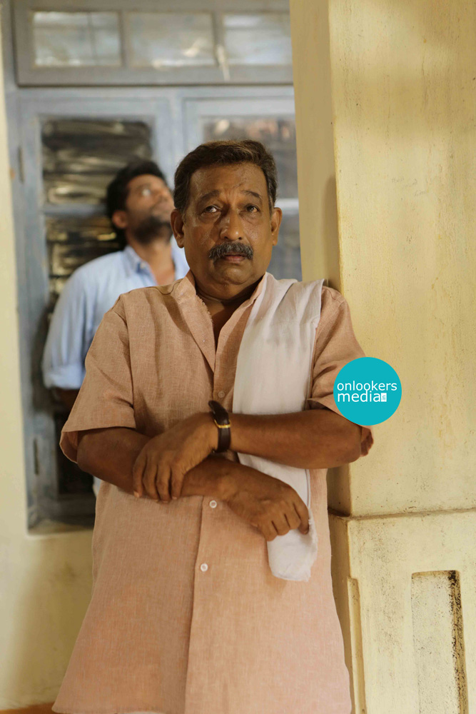Saaradhi Malayalam Movie Stills-Images-Posters-Malayalam Movie 2015-Sunny Wayne-Vinutha Lal-Onlookers Media