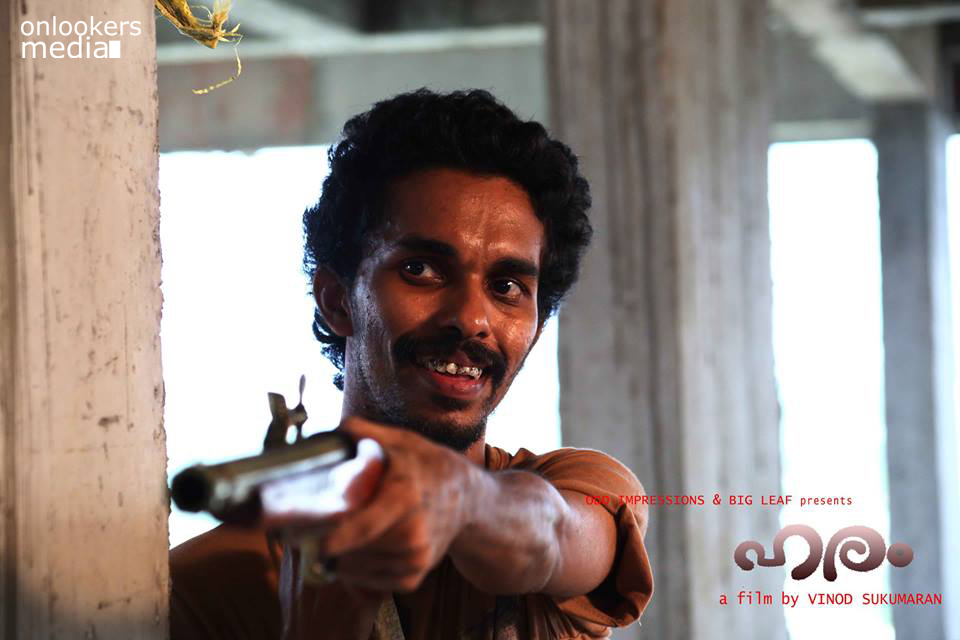 Haram Malayalam Movie Stills-Images-Fahadh Faasil-Radhika Apte-O