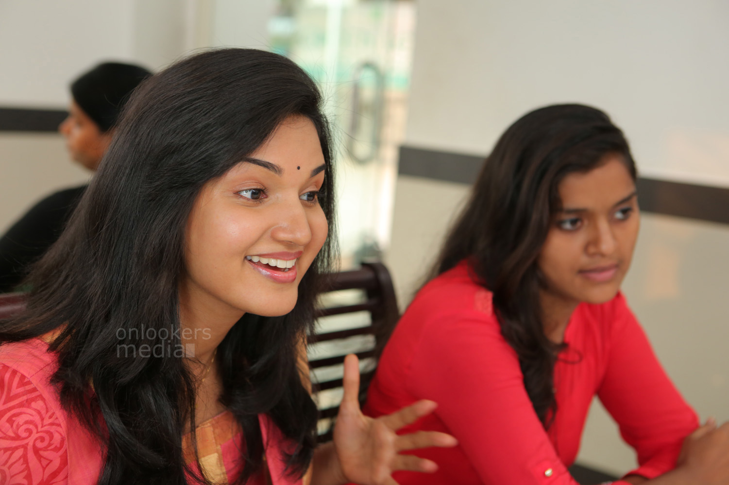 https://onlookersmedia.in/wp-content/uploads/2015/02/Honey-Rose-in-Sir-CP-Malayalam-Movie-Onlookers-Media-110.jpg