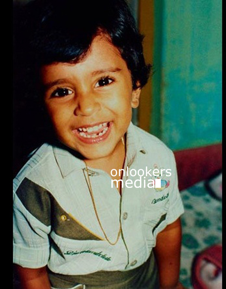 https://onlookersmedia.in/wp-content/uploads/2015/02/Nivin-Pauly-Childhood-Stills-Images-Nivin-Pauly-Family-Rare-Photos-1.jpg