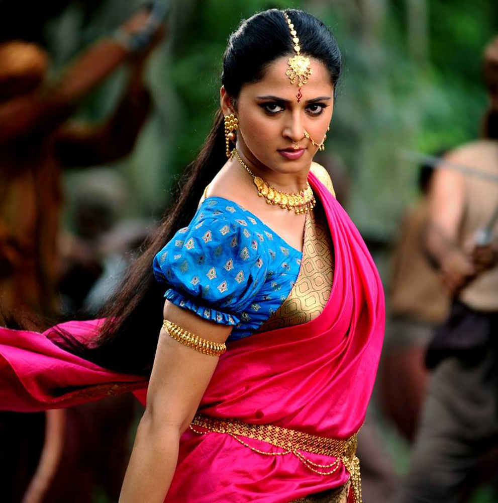 Anushka Shetty in Rudhramadevi Stills-Images-Photos-Telugu Movie 2015-Onlookers Media (11)