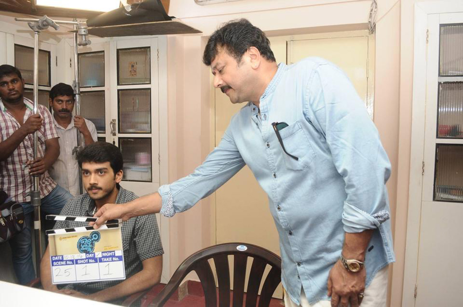 https://onlookersmedia.in/wp-content/uploads/2015/03/Kalidas-Jayaram-in-Oru-Pakka-Kathai-Stills-Images-Photos-Onlookers-Media-2.jpg