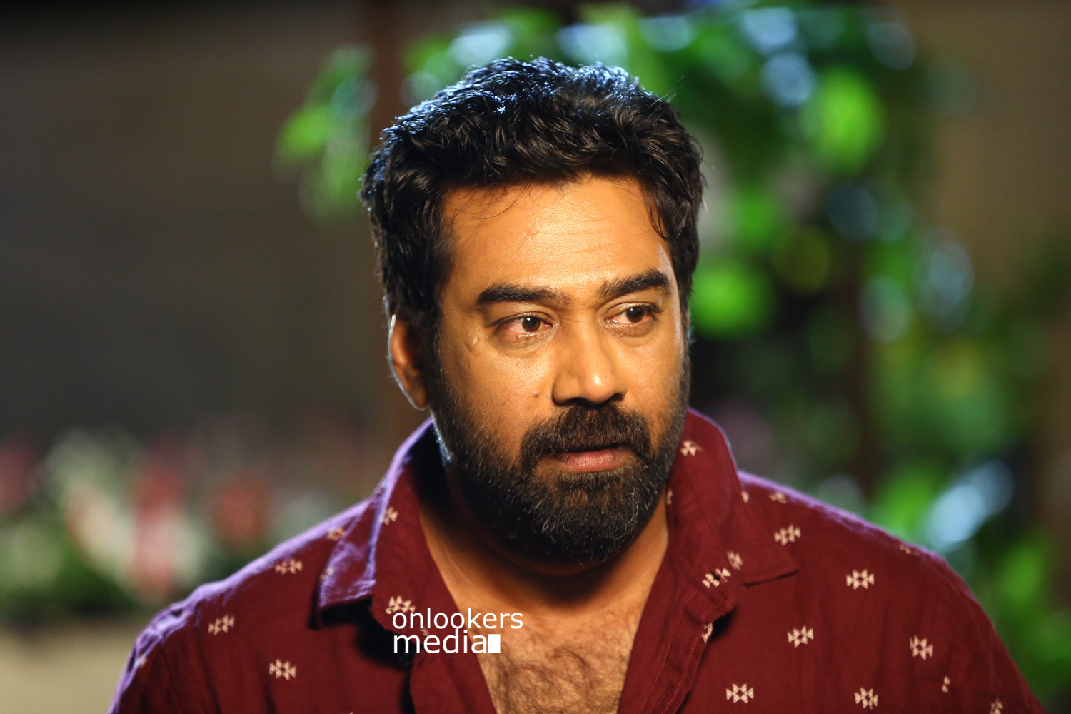 https://onlookersmedia.in/wp-content/uploads/2015/04/Biju-Menon-In-Madhura-Naranga-Stills-Images-Photos-Malayalam-Movie-2015-Onlookers-Media-5.jpg