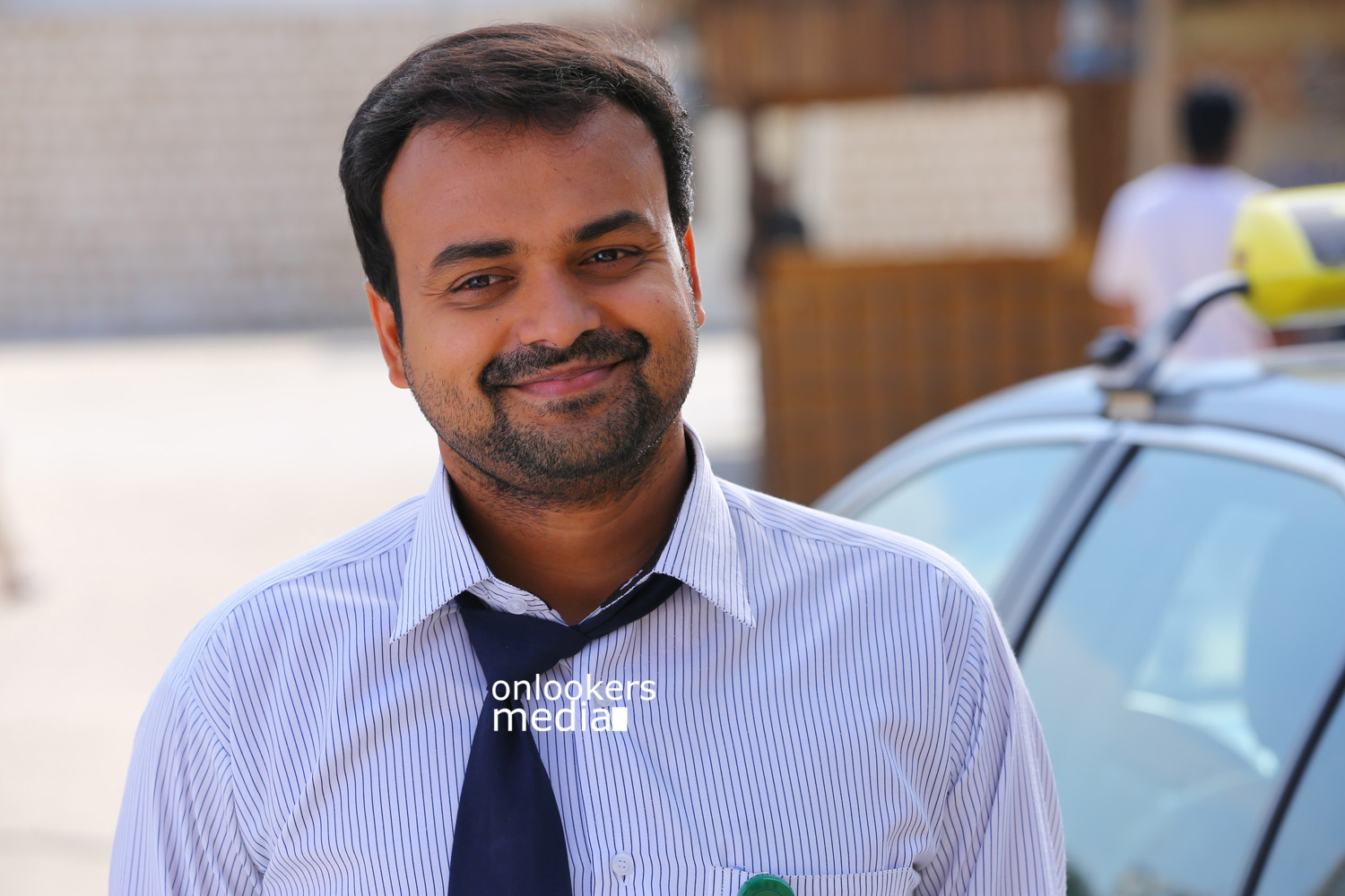 https://onlookersmedia.in/wp-content/uploads/2015/04/Kunchacko-Boban-In-Madhura-Naranga-Stills-Images-Photos-Malayalam-Movie-2015-Onlookers-Media-16.jpg