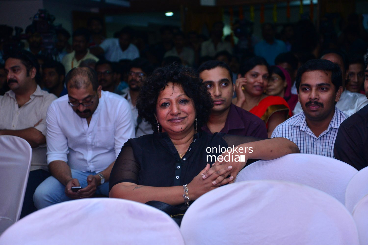 https://onlookersmedia.in/wp-content/uploads/2015/04/Lalila-O-Laila-Audio-Launch-Stills-Images-Mohanlal-Amala-Paul-Malayalam-Movie-2015-Onlookers-Media-115.jpg
