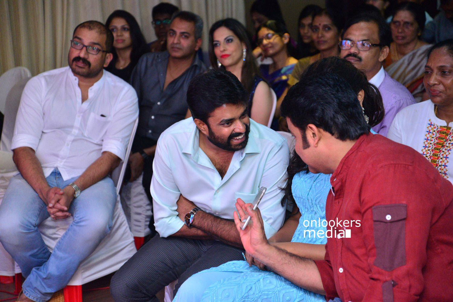 https://onlookersmedia.in/wp-content/uploads/2015/04/Lalila-O-Laila-Audio-Launch-Stills-Images-Mohanlal-Amala-Paul-Malayalam-Movie-2015-Onlookers-Media-35.jpg