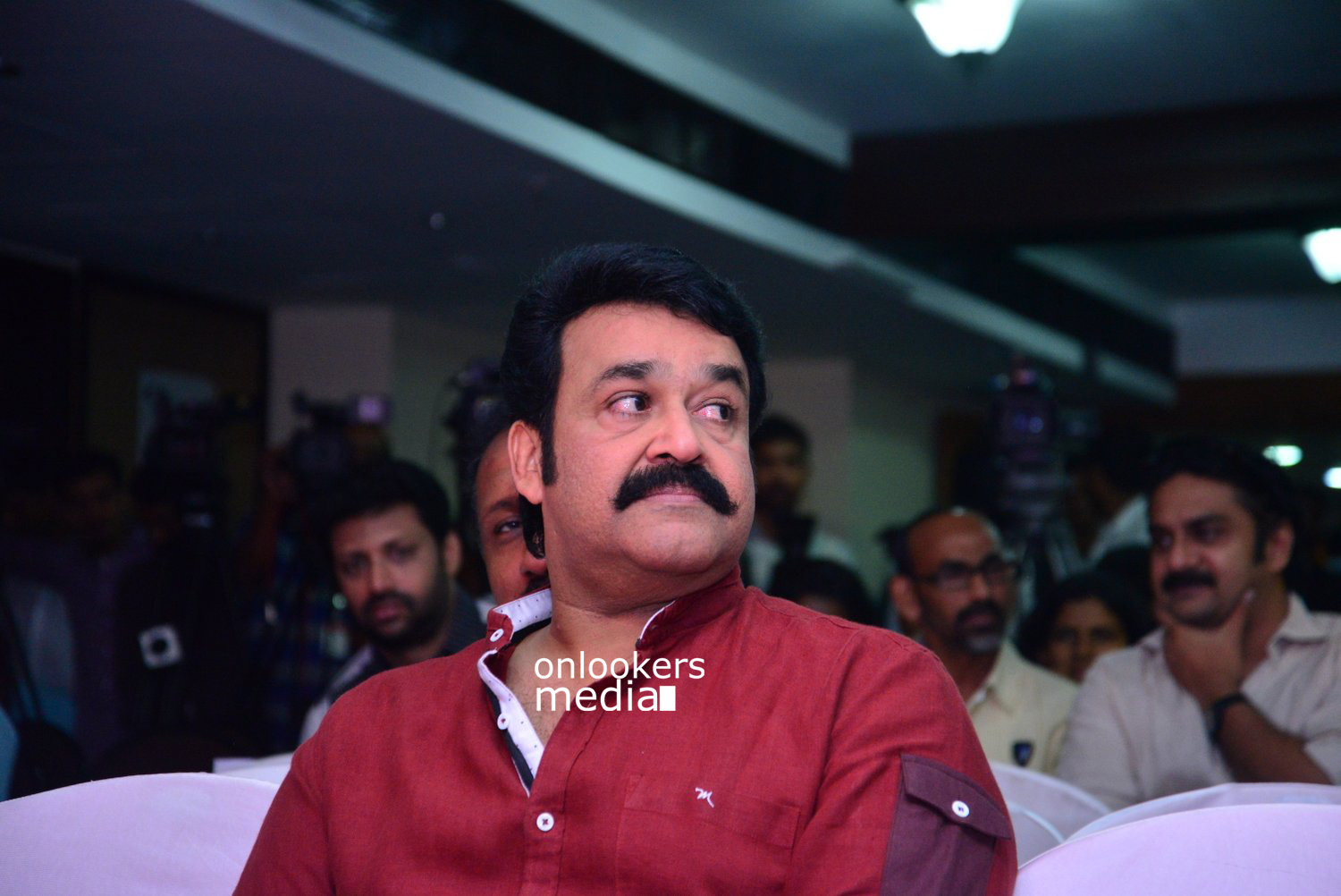 https://onlookersmedia.in/wp-content/uploads/2015/04/Mohanlal-at-Lalila-O-Laila-Audio-Launch-Stills-Images-Amala-Paul-Malayalam-Movie-2015-Onlookers-Media-7.jpg