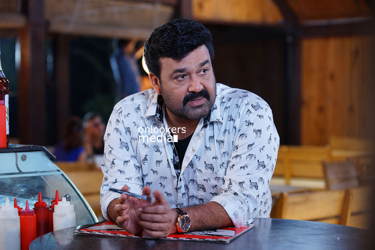 https://onlookersmedia.in/wp-content/uploads/2015/04/Mohanlal-in-Lailaa-O-Lailaa-Stills-Images-Photos-Malayalam-Movie-2015-Onlookers-Media-10.jpg