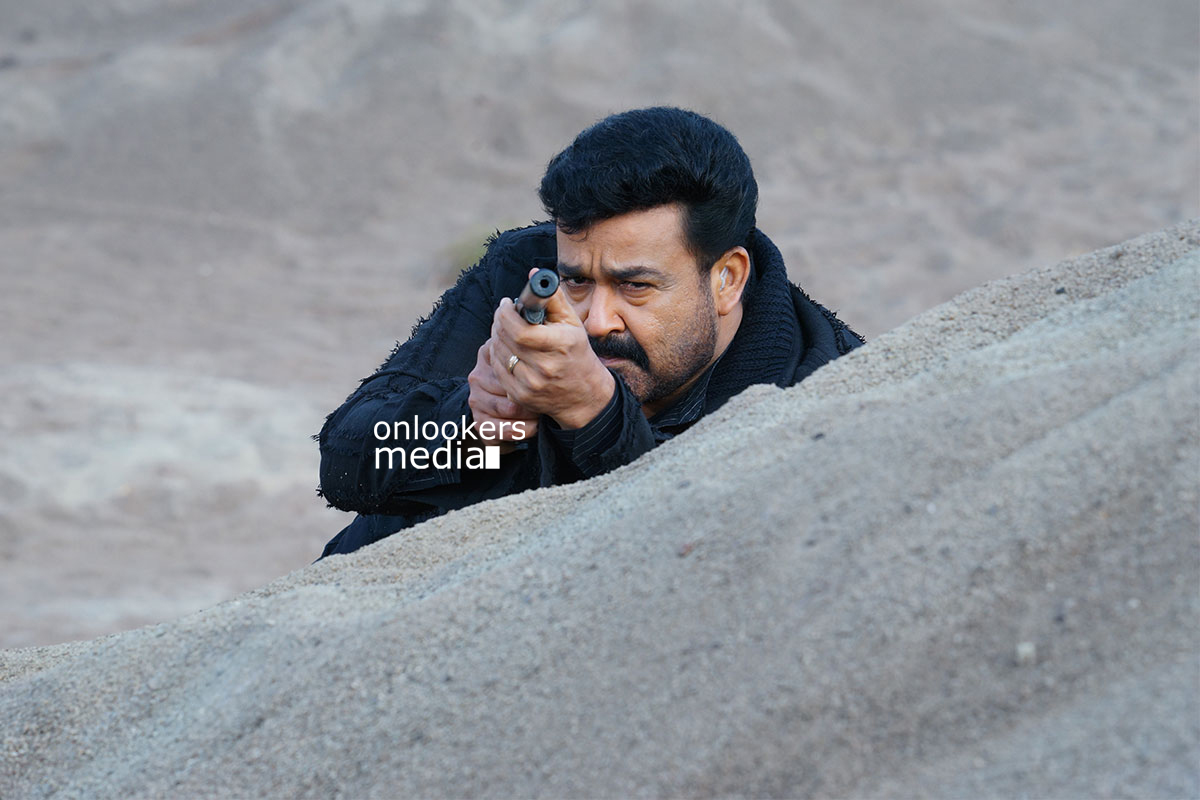 https://onlookersmedia.in/wp-content/uploads/2015/04/Mohanlal-in-Lailaa-O-Lailaa-Stills-Images-Photos-Malayalam-Movie-2015-Onlookers-Media-6.jpg
