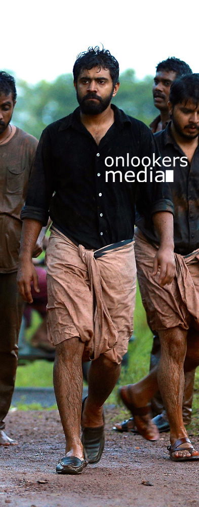 https://onlookersmedia.in/wp-content/uploads/2015/04/Nivin-Pauly-in-Premam-Stills-Images-Photos-Malar-Sai-Pallavi-Madona-Celine-Anupama-Paramwsaran-Malayalam-Movie-2015-Onlookers-Media-9.jpg