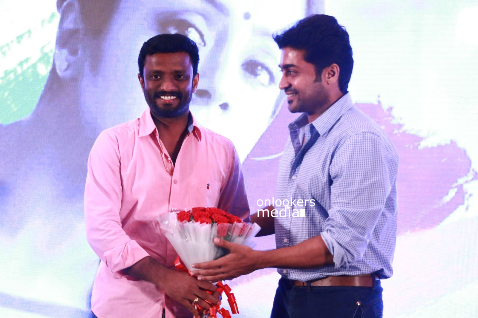 https://onlookersmedia.in/wp-content/uploads/2015/04/Surya-at-36-Vayadhinile-Audio-Launch-Stills-Images-Photos-Jyothika-Karthi-Tamil-Movie-2015-Onlookers-Media-3.jpg