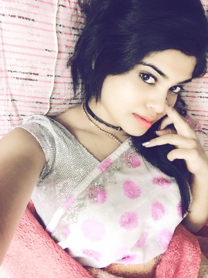 Actress Selfie-South Indian Actresses-Stills-Images-Photos-Cute Actress