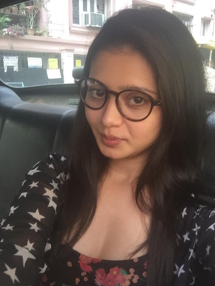 https://onlookersmedia.in/wp-content/uploads/2015/05/Indian-Actress-Selfie-Actress-Stills-Images-Photos-32.jpg
