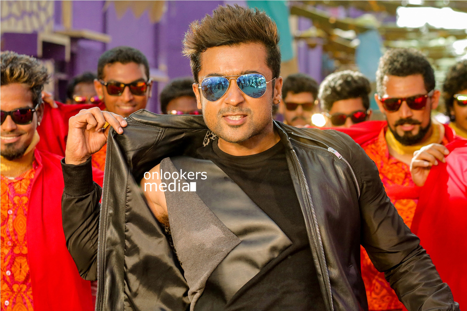 https://onlookersmedia.in/wp-content/uploads/2015/05/Masss-Stills-Images-Photos-Posters-Suriya-Nayanthara-Massu-Engira-Massilamani-Stills-Tamil-Movie-2015-Onlookers-Media-15.jpg