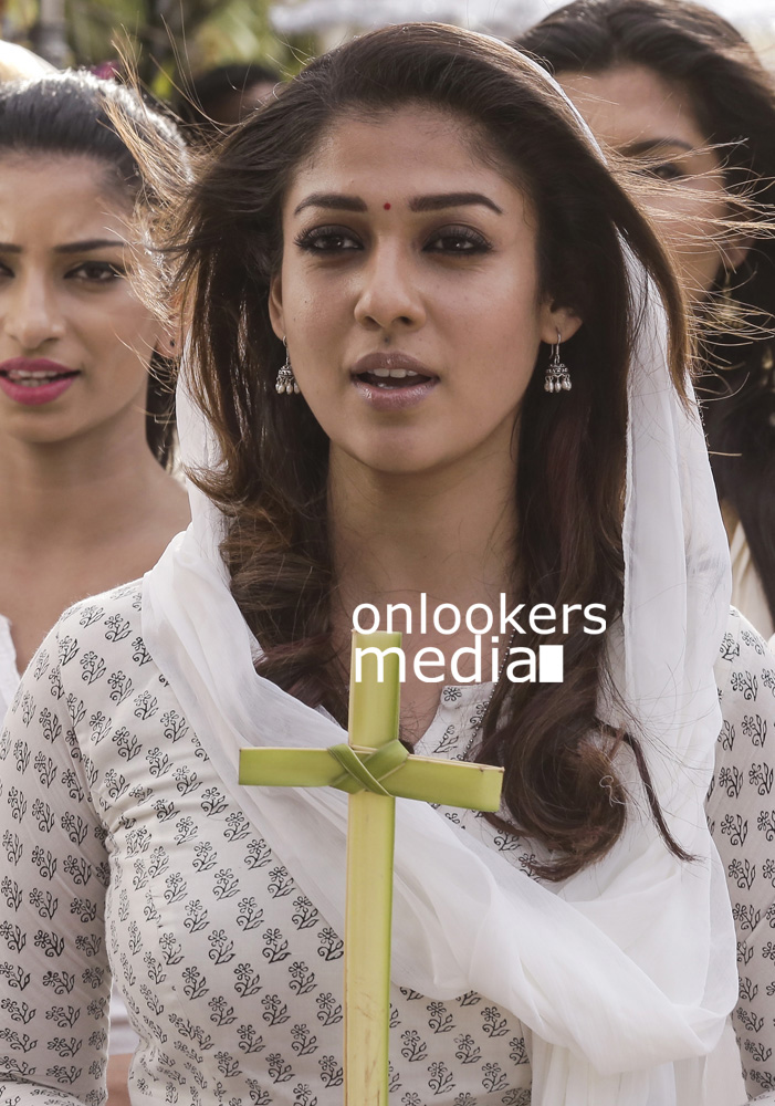 https://onlookersmedia.in/wp-content/uploads/2015/05/Nayantahra-in-Masss-Stills-Images-Photos-Suriya-Tamil-Movie-2015-Onlookers-Media-4.jpg