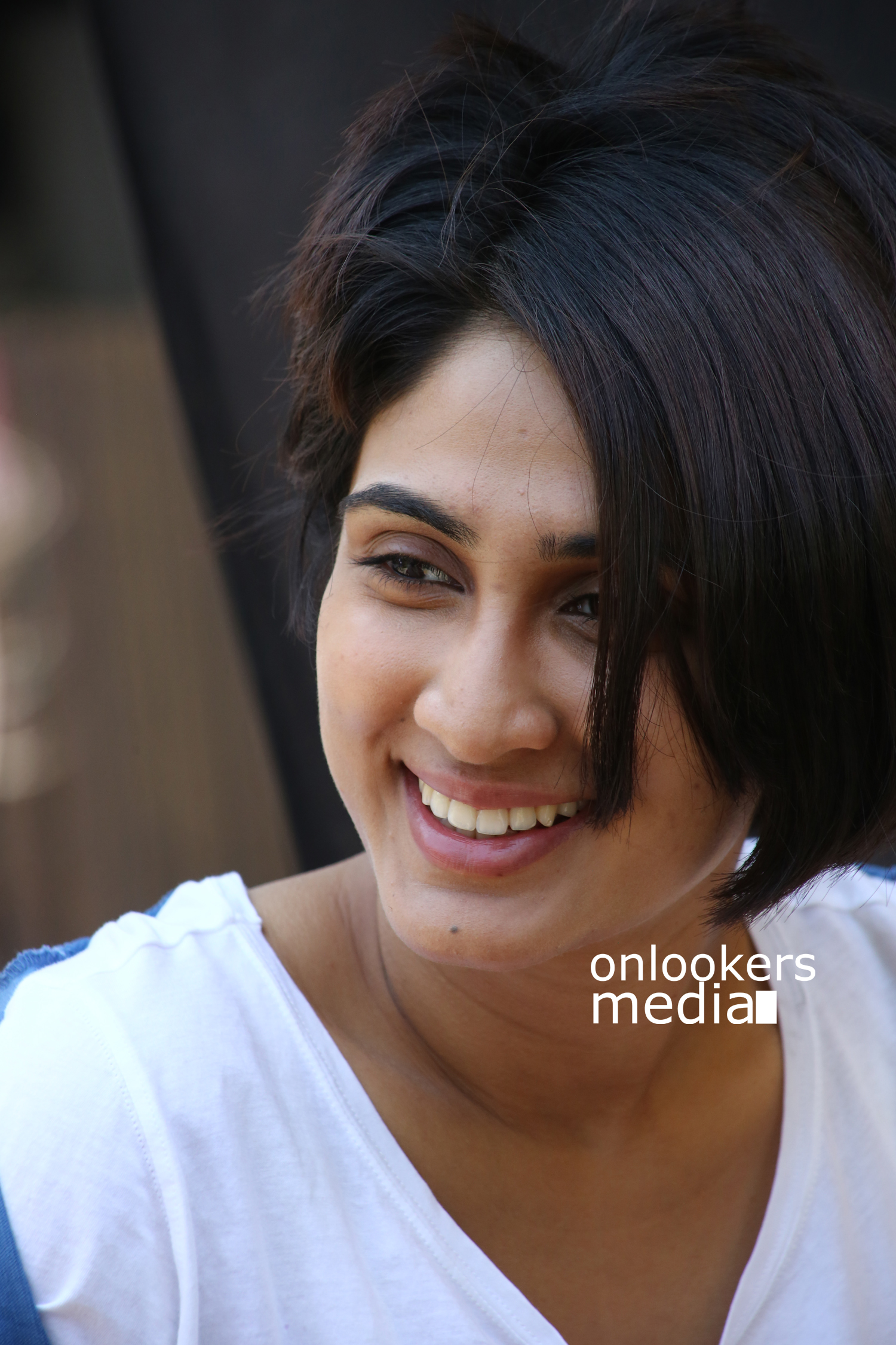 https://onlookersmedia.in/wp-content/uploads/2015/05/NeeNa-actress-Deepti-Sati-Stills-Images-Gallery-Photos-Nee-Na-Malyalam-movie-Lal-Jose-Onlookers-Media-2.jpg