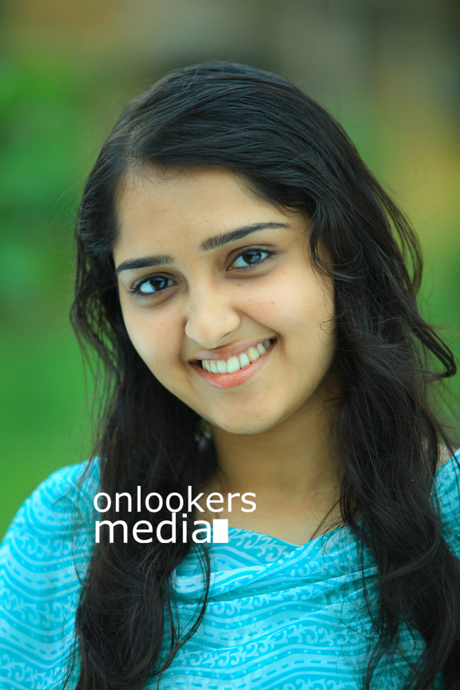https://onlookersmedia.in/wp-content/uploads/2015/05/Nirnayakam-Stills-Posters-Images-Asif-Ali-Malavika-Mohanan-Malayalam-Movie-2015-Bobby-Sanjay-VKP-Onlookers-Media-5.jpg