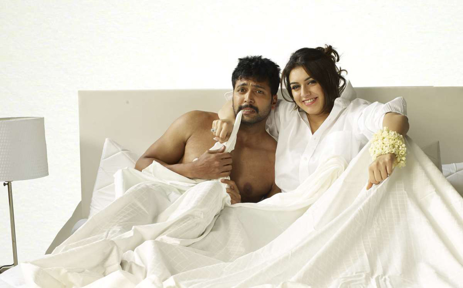 https://onlookersmedia.in/wp-content/uploads/2015/05/Romeo-Juliet-Stills-Images-Photos-Tamil-Movie-Jayam-Ravi-Hansika-Poonam-Bajwa-Tamil-Movie-2015-Onlookers-Media-74.jpg