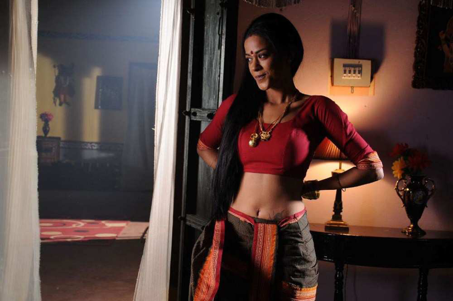 Actress Gallery 4-Tamil-Telugu-Actress Stills-Photos