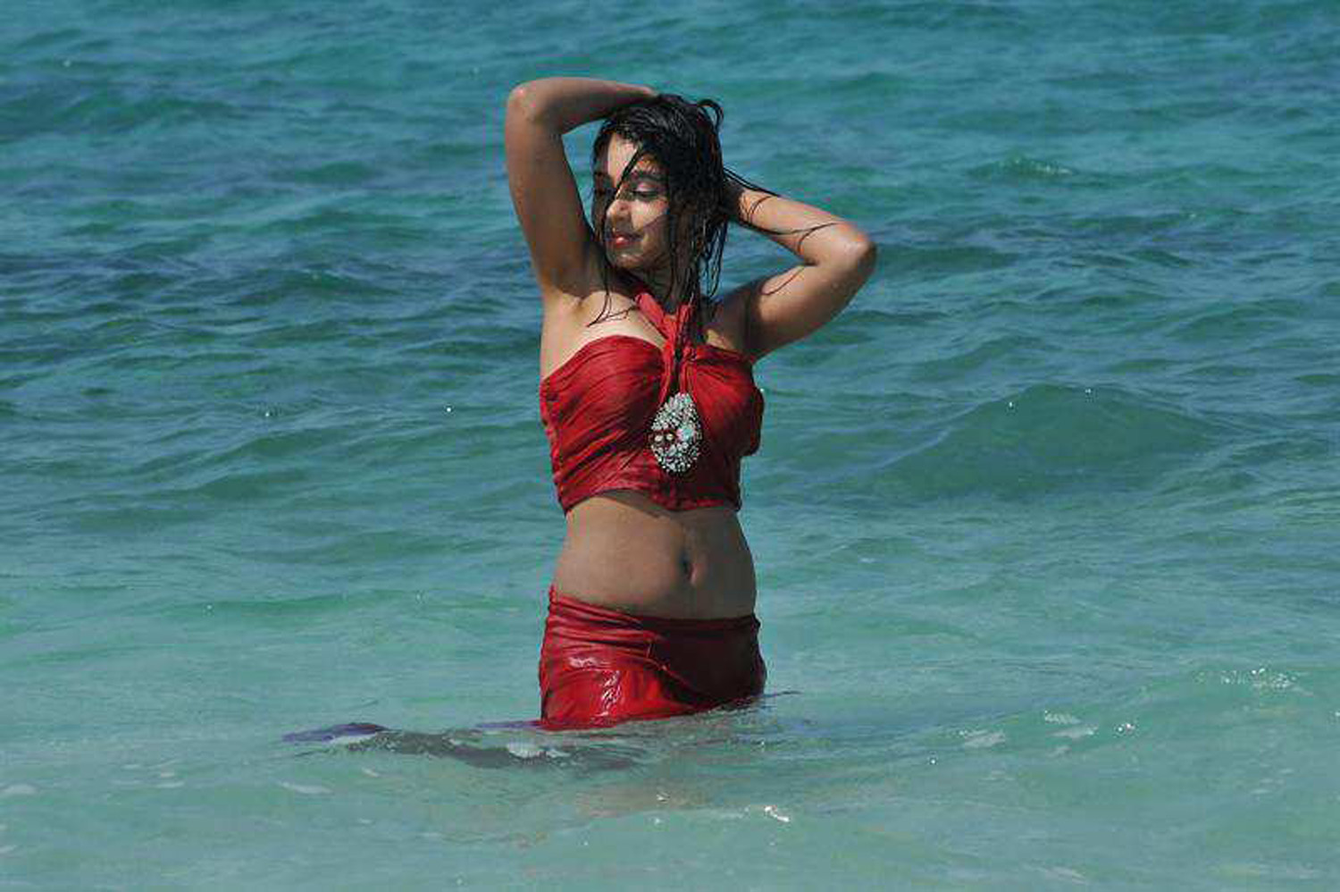 https://onlookersmedia.in/wp-content/uploads/2015/06/Actress-Gallery-4-Tamil-Telugu-Actress-Stills-Photos-86.jpg