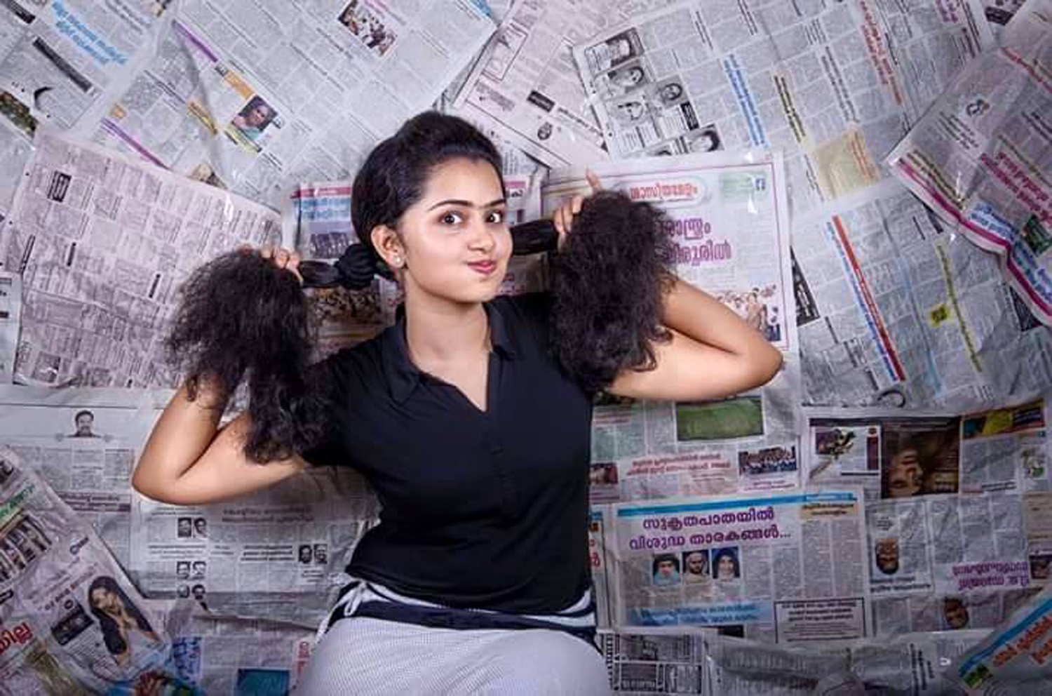 Anupama Parameswaran Stills-Images-Premam Actress-Onlookers Medi