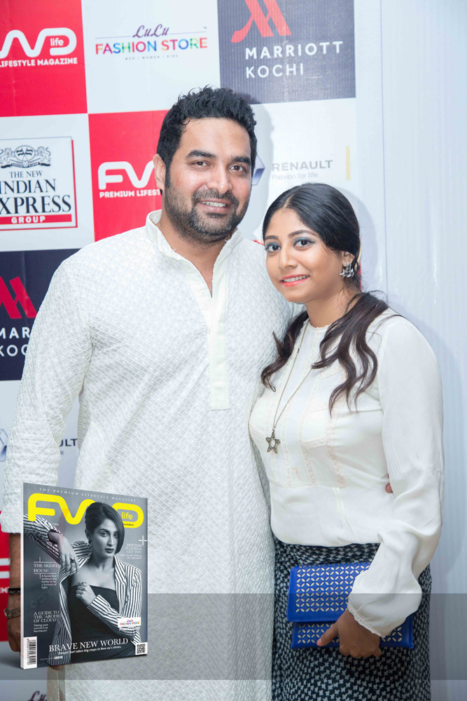 https://onlookersmedia.in/wp-content/uploads/2015/06/Deepti-Sati-Gopi-Sunder-at-FWD-Cover-Launch-Function-16.jpg