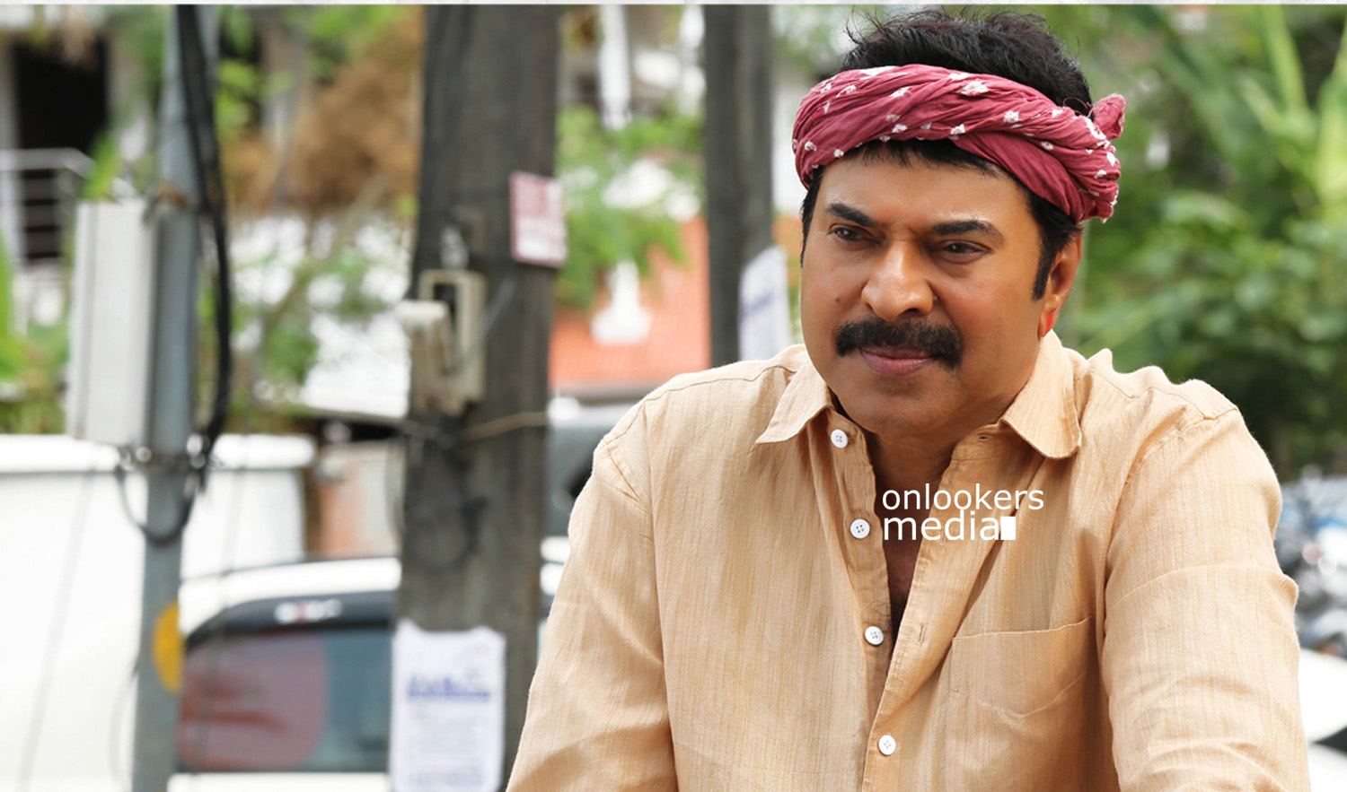 https://onlookersmedia.in/wp-content/uploads/2015/06/Mammootty-in-Acha-Dhin-Stills-Images-Photos-Malayalam-Movie-2015-Onlookers-Media-20.jpg