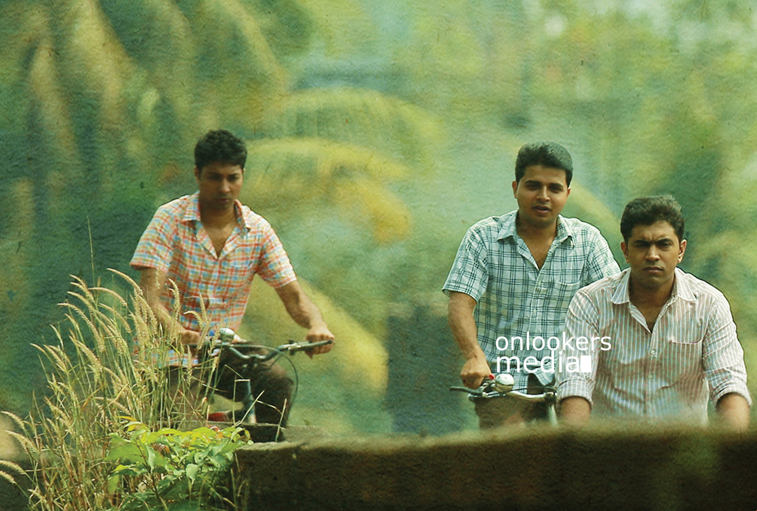 Nivin Pauly, Shabareesh Varma, Krishna Shankar in Premam-Stills-Images-Onlookers Media (5)