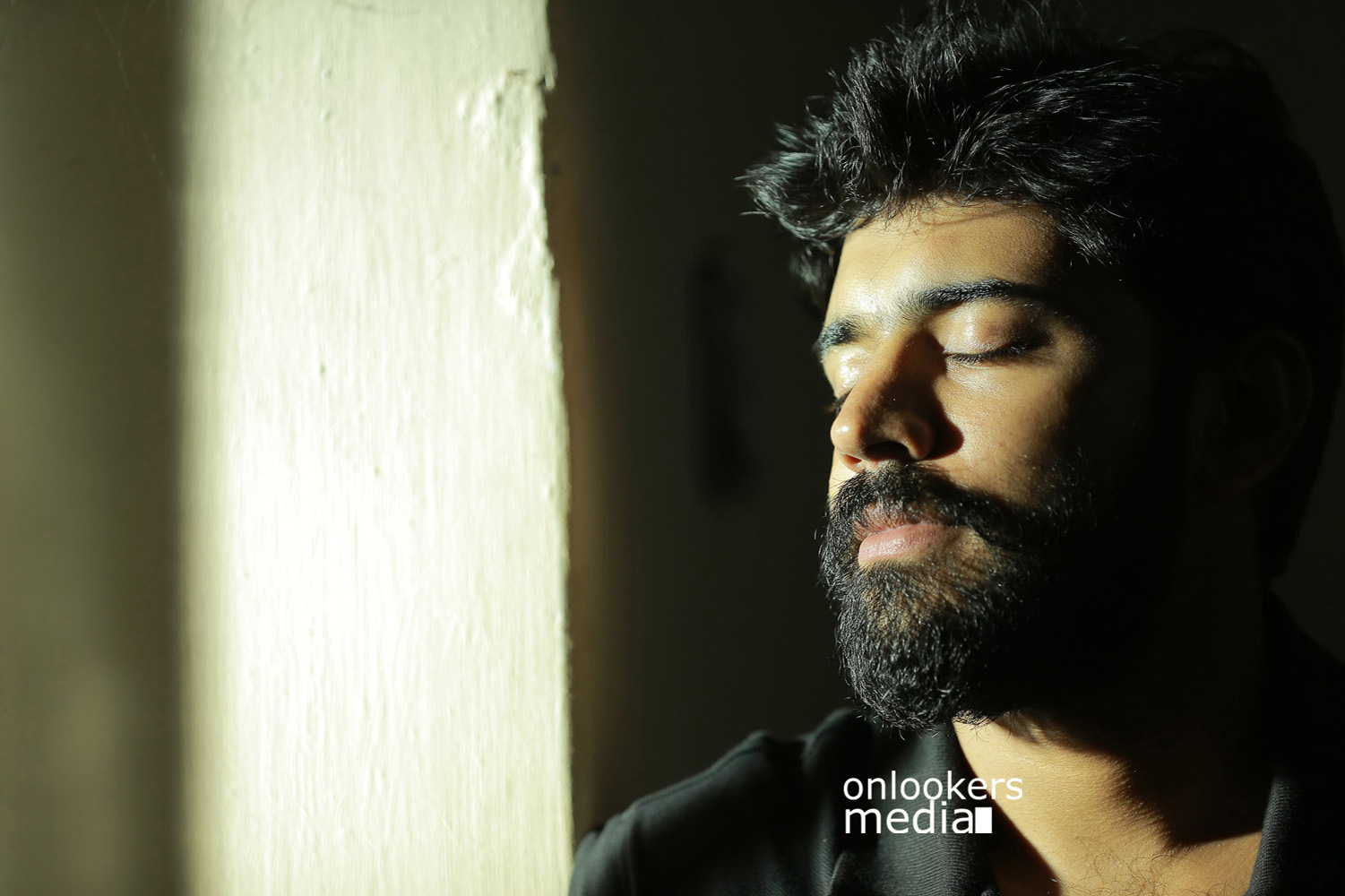 https://onlookersmedia.in/wp-content/uploads/2015/06/Nivin-Pauly-in-Premam-Stills-Images-Onlookers-Media-9.jpg