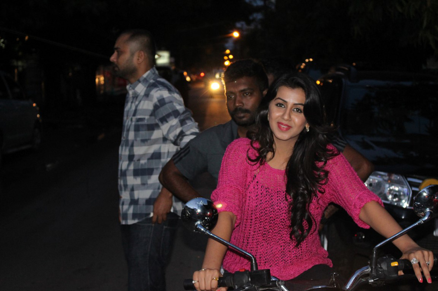 https://onlookersmedia.in/wp-content/uploads/2015/06/Yagavarayinum-Naa-Kaakka-Press-Meet-Stills-Aadhi-Nikki-Galrani-Tamil-Movie-2015-Onlookers-Media-10.jpg