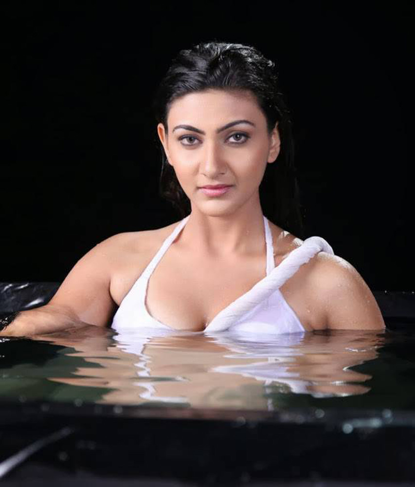 https://onlookersmedia.in/wp-content/uploads/2015/07/Actress-Gallery-South-Indian-Actress-Stills-89.jpg