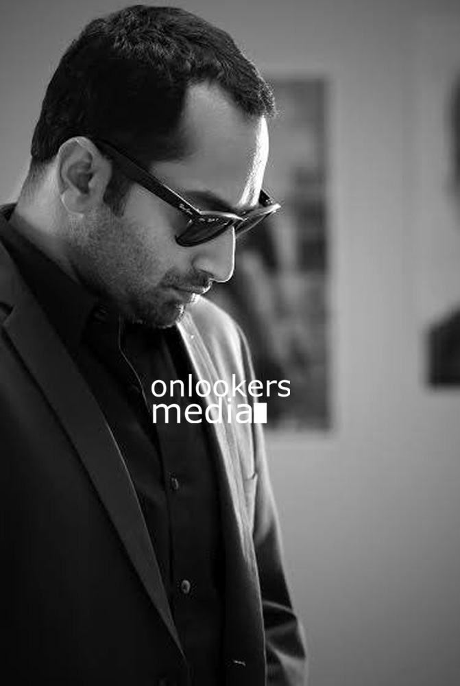https://onlookersmedia.in/wp-content/uploads/2015/07/Fahad-Fazil-in-Ayal-Njanalla-Stills-Photos-2.jpg