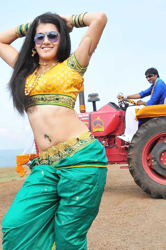https://onlookersmedia.in/wp-content/uploads/2015/07/South-Indian-Actress-Stills-Photos-Tamil-Telugu-Kannada-Malayalam-22.jpg