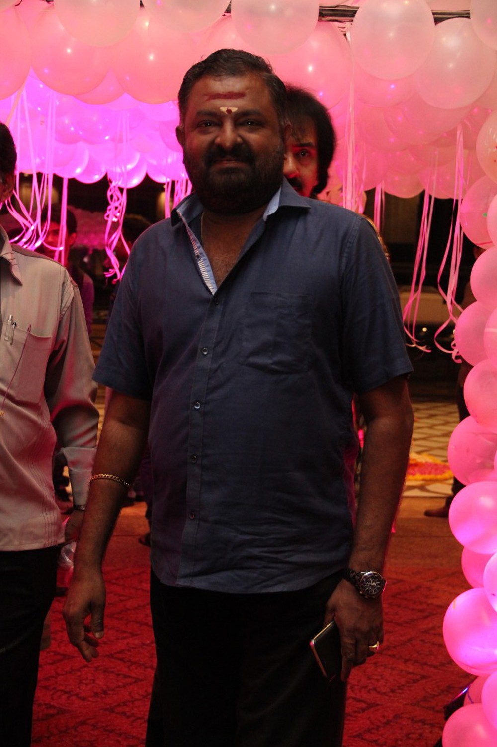 https://onlookersmedia.in/wp-content/uploads/2015/07/Vendhar-Movies-Dheeraj-Madhan-Birthday-Celebration-Stills-30.jpg
