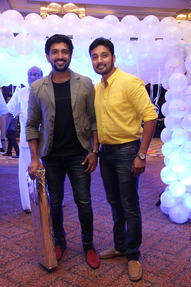 https://onlookersmedia.in/wp-content/uploads/2015/07/Vendhar-Movies-Dheeraj-Madhan-Birthday-Celebration-Stills-40.jpg