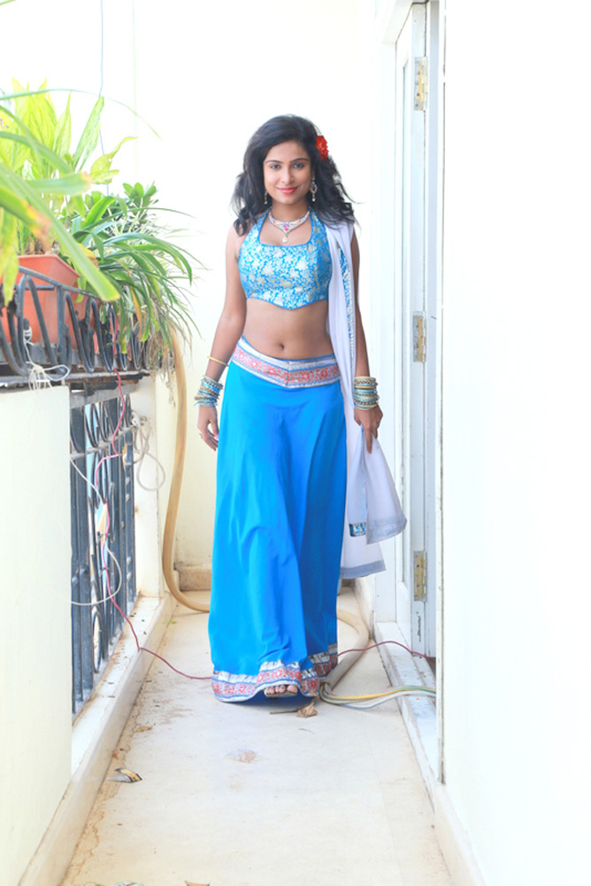 Vrushali Gosavi Stills-Images-Photos-Srimathi Bangaram Actress