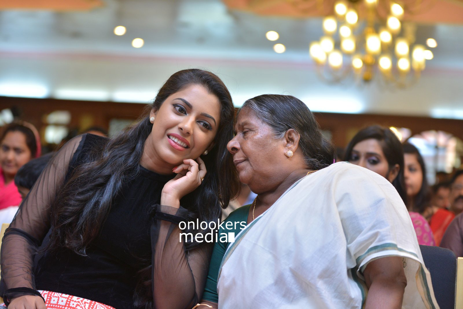 Actress Sethu Lakshmi Amma at Utopiayile Rajavu Audio Launch Fun