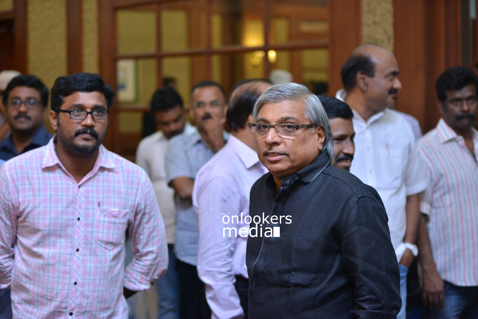 https://onlookersmedia.in/wp-content/uploads/2015/08/Director-Kamal-at-Utopiayile-Rajavu-Audio-Launch-Function-Stills-Photos-3.jpg