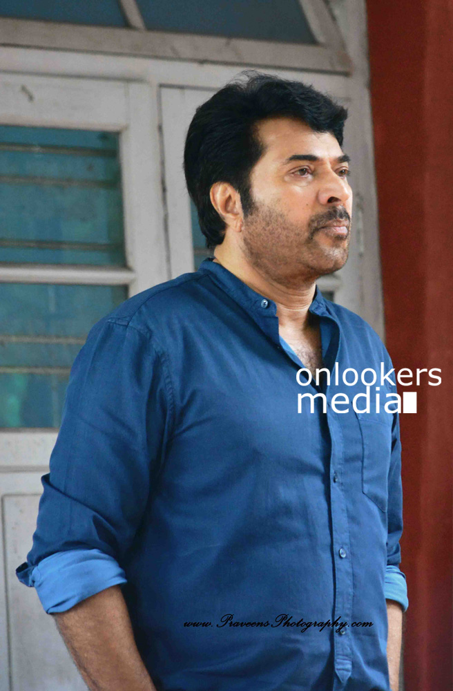 https://onlookersmedia.in/wp-content/uploads/2015/08/Mammootty-in-Puthiya-Niyamam-AK-Sajan-Movie-Stills-Photos-1.jpg