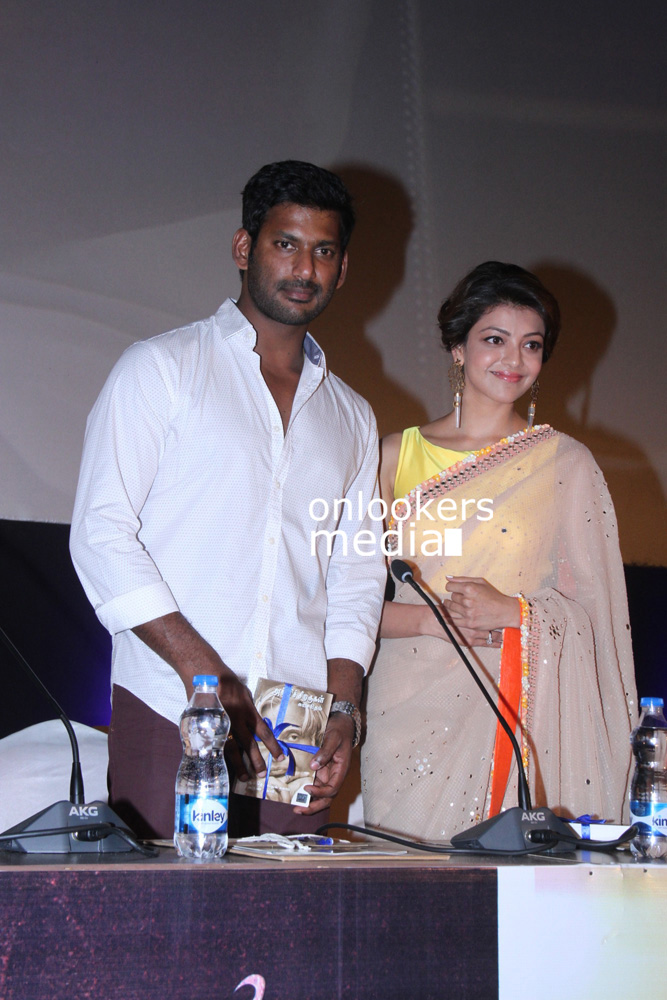 https://onlookersmedia.in/wp-content/uploads/2015/08/Paayum-Puli-Audio-Launch-Stills-Photos-Vishal-Kajal-Aggarwal-1.jpg