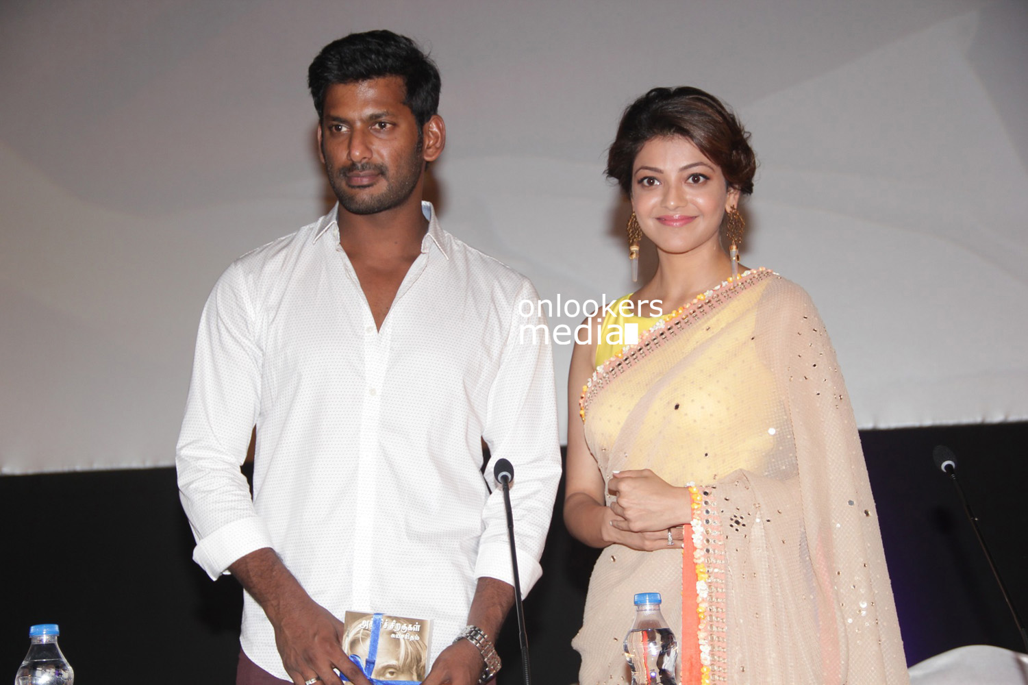 https://onlookersmedia.in/wp-content/uploads/2015/08/Paayum-Puli-Audio-Launch-Stills-Photos-Vishal-Kajal-Aggarwal-31.jpg