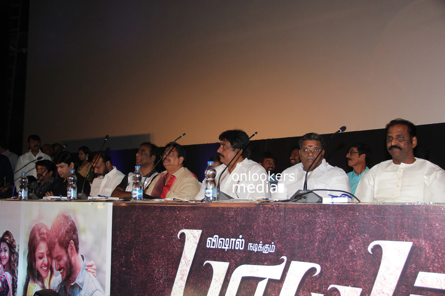 https://onlookersmedia.in/wp-content/uploads/2015/08/Paayum-Puli-Audio-Launch-Stills-Photos-Vishal-Kajal-Aggarwal-33.jpg