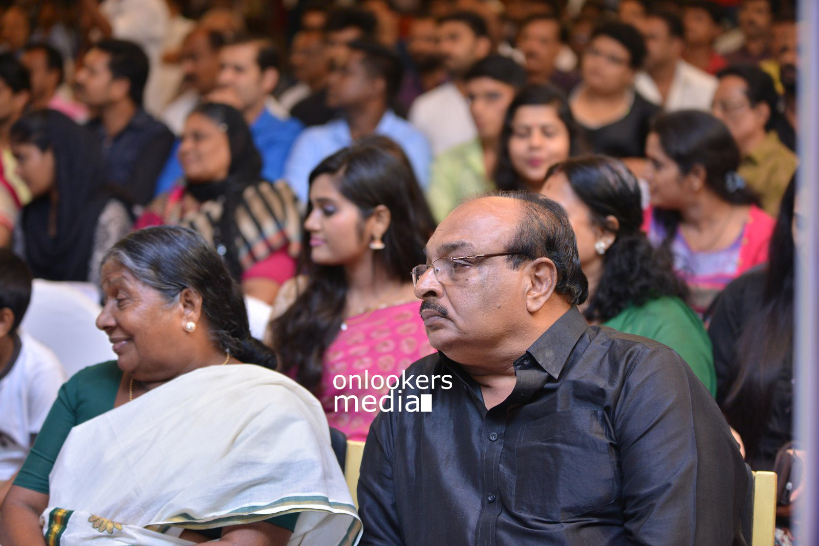 https://onlookersmedia.in/wp-content/uploads/2015/08/Utopiayile-Rajavu-Audio-Launch-Function-Stills-Photos-62.jpg