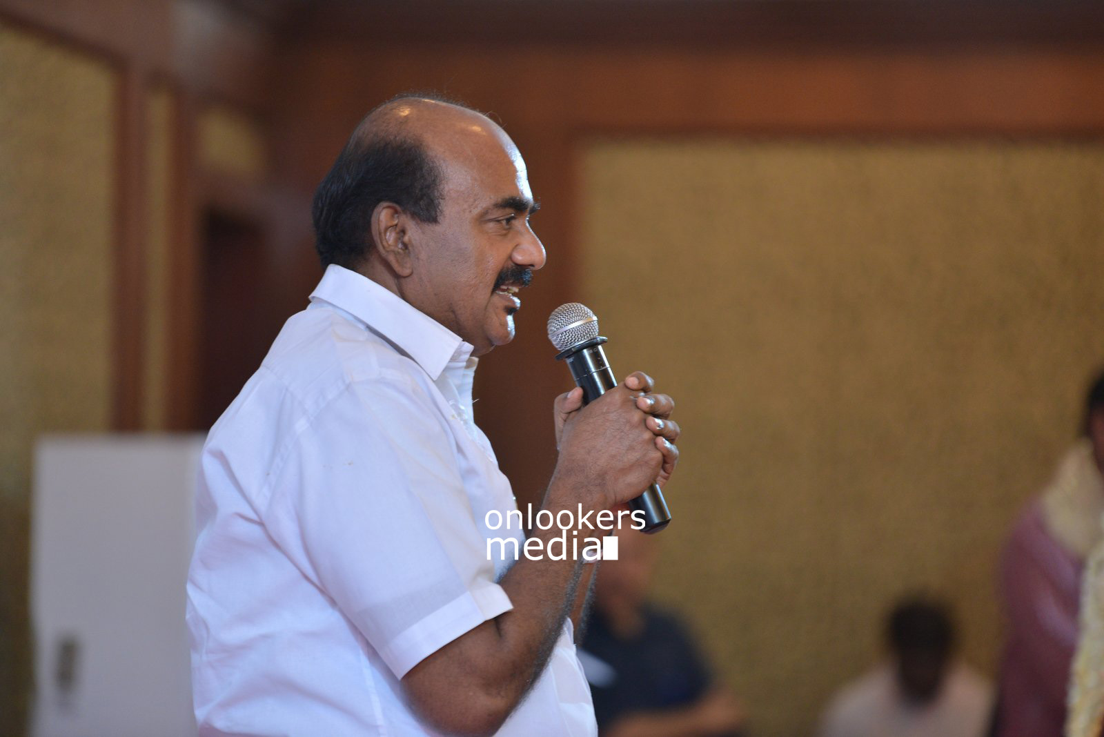https://onlookersmedia.in/wp-content/uploads/2015/08/Utopiayile-Rajavu-Audio-Launch-Function-Stills-Photos-79.jpg