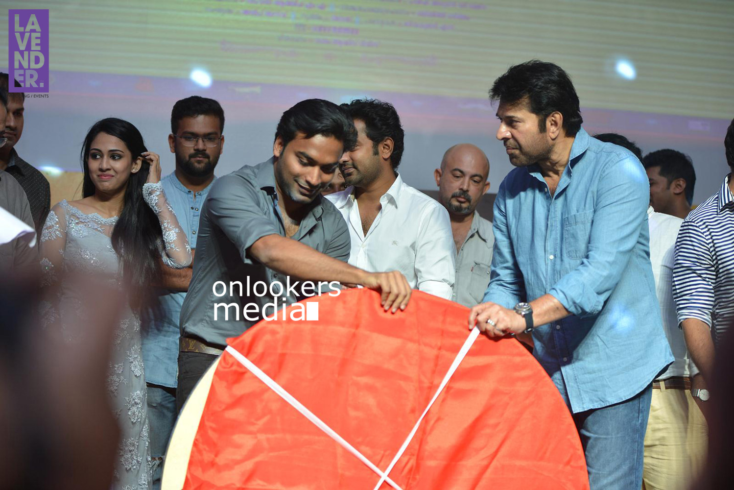 https://onlookersmedia.in/wp-content/uploads/2015/09/Kohinoor-Audio-Launch-Stills-Photos-Mammootty-Asif-Ali-Aparna-Vinod-53.jpg